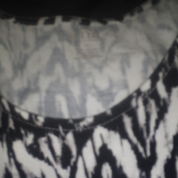 Black and White fit n flare dress - Picture 2 of 2